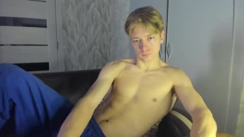 Isaac online show from 12/07/24, 06:54