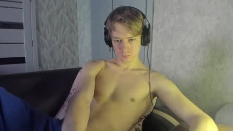 Isaac online show from 01/30/25, 05:41