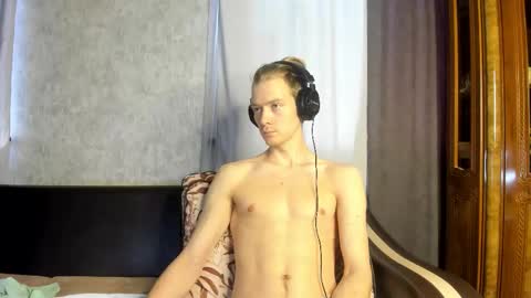 Isaac online show from 11/12/25, 11:10