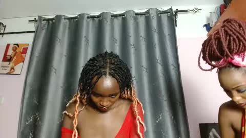 Softluxe online show from 02/19/26, 03:35