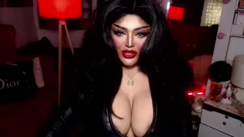 milkshakelavinia online show from 01/12/25, 11:26