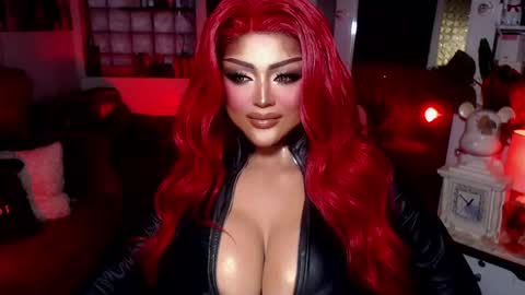 milkshakelavinia online show from 02/12/25, 01:52