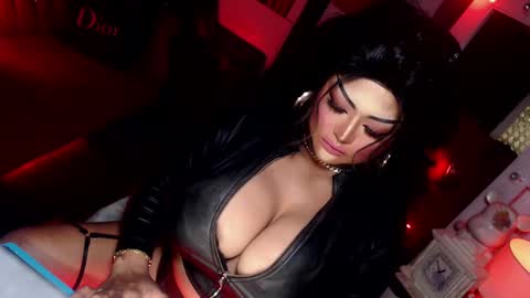 milkshakelavinia online show from 02/19/25, 05:27