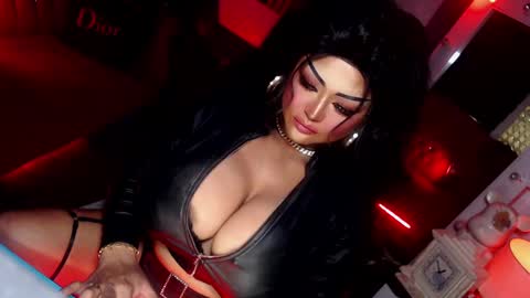 milkshakelavinia online show from 02/19/25, 08:33