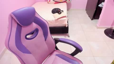 vale online show from 11/26/25, 07:48