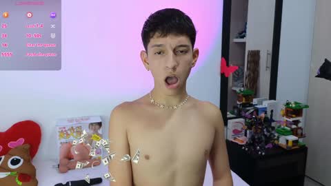 Snapshot of milky__boy_ chatting on 01/08/25, 03:19 H A R O L D online show from 01/08/25, 03:19