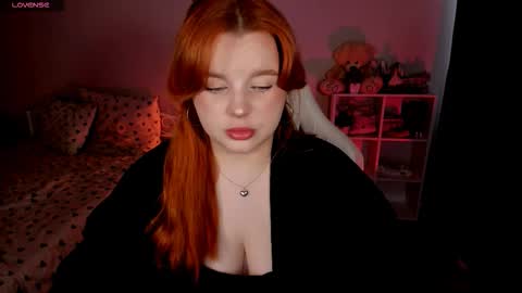 Lisa online show from 10/08/25, 11:19