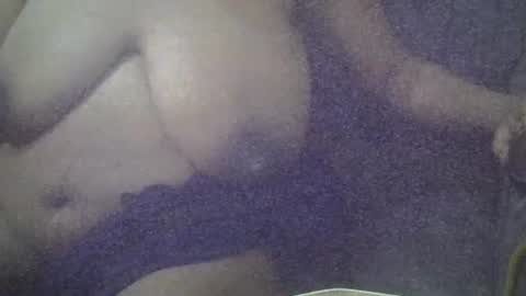 Snapshot of milkymom256 chatting on 12/02/25, 11:45 milkymom256 online show from 12/02/25, 11:45