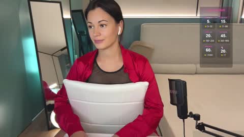 Mila online show from 02/03/25, 10:11