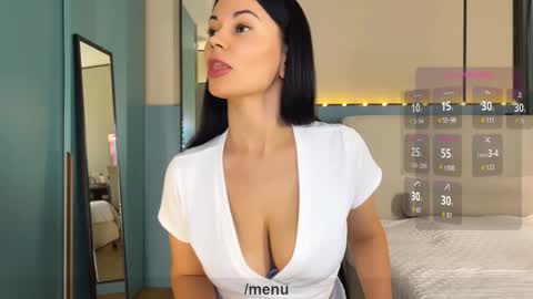 Mila online show from 11/07/25, 06:52