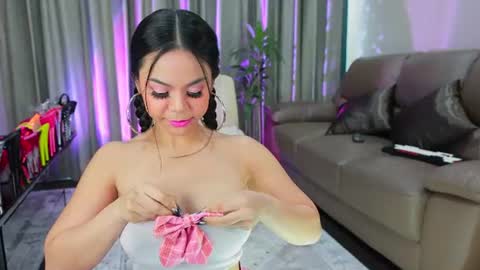 Snapshot of millabelle chatting on 06/18/26, 01:39 MillaBelle online show from 06/18/26, 01:39