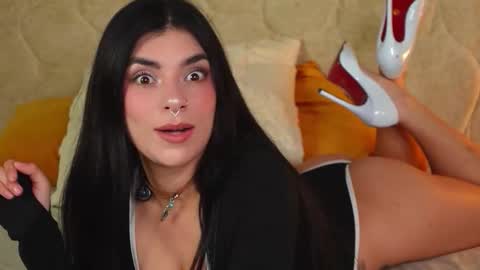 MillaBliss online show from 03/18/26, 06:55