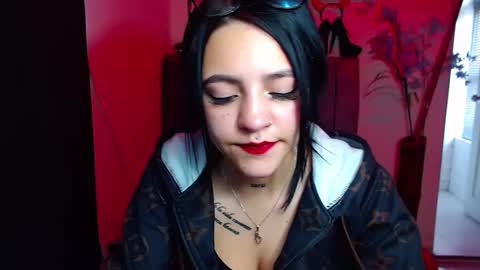 Violeta online show from 09/18/25, 03:25