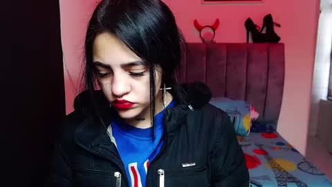 Violeta online show from 10/08/25, 01:20