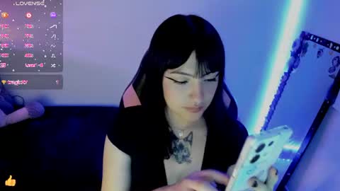 Snapshot of millandiux chatting on 06/21/26, 02:58 millandiux online show from 06/21/26, 02:58