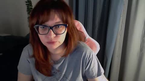 Milla online show from 09/28/25, 07:52