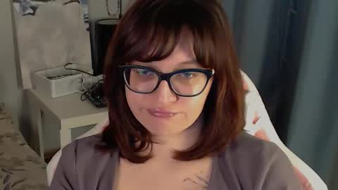 Milla online show from 02/19/26, 05:31