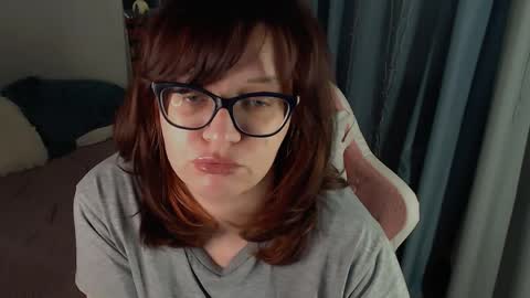 Milla online show from 04/01/26, 04:15