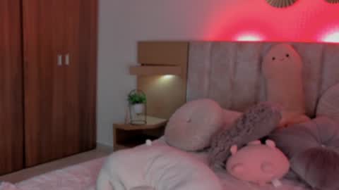 erika rf99 online show from 12/06/24, 05:53