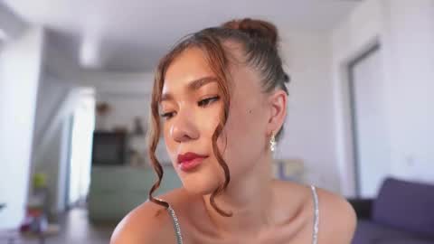 Millaya online show from 09/17/25, 12:18