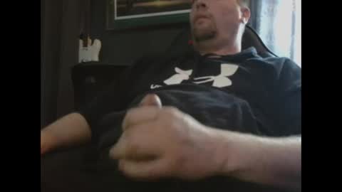 Snapshot of millbj02 chatting on 10/27/25, 04:11 millbj02 online show from 10/27/25, 04:11