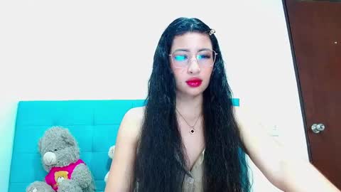 Aleja online show from 02/18/25, 07:52