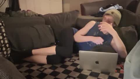 SlimnHungOH online show from 02/27/25, 09:04