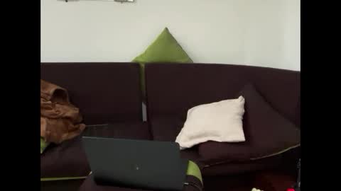 SlimnHungOH online show from 10/19/25, 02:40