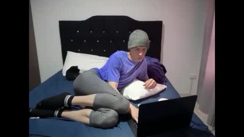 SlimnHungOH online show from 10/23/25, 09:24