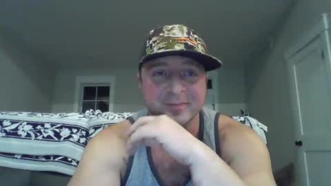 Snapshot of millertimenow34 chatting on 01/14/25, 01:47 millertime feet bigcock hairy straight muscles online show from 01/14/25, 01:47