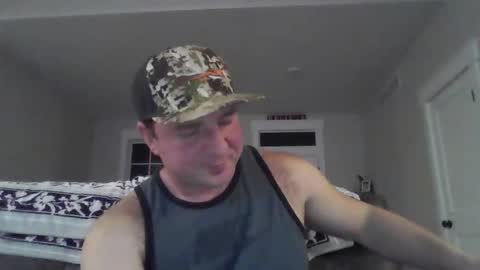 Snapshot of millertimenow34 chatting on 01/21/25, 01:08 millertime feet bigcock hairy straight muscles online show from 01/21/25, 01:08