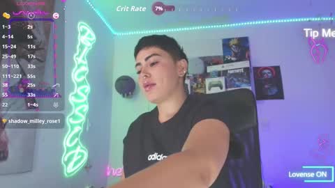 Im girl my name is Johana  online show from 10/13/25, 10:54