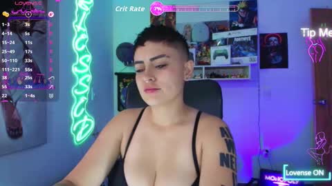 Im girl my name is Johana  online show from 11/28/25, 07:38