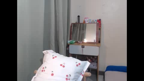 Im Milliedont forget to follow me online show from 04/21/26, 02:51