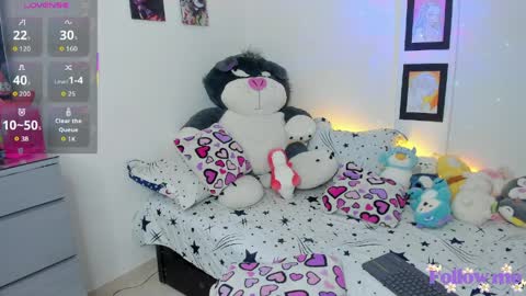        online show from 04/11/26, 04:17