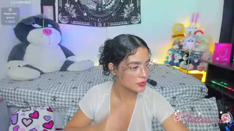 Snapshot of millie_lamar chatting on 07/15/26, 06:02 online show from 07/15/26, 06:02