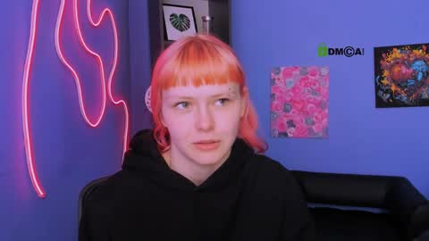 Snapshot of millie_pink1 chatting on 04/08/26, 11:32 Millie online show from 04/08/26, 11:32