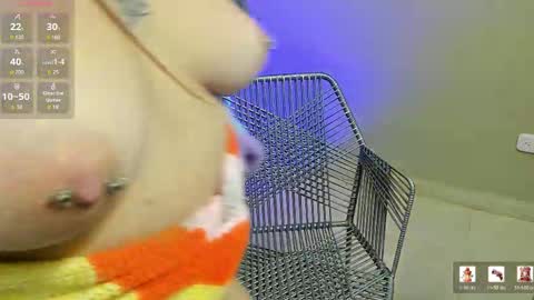 Snapshot of millie_pix chatting on 05/27/26, 07:22 Millie Pix online show from 05/27/26, 07:22