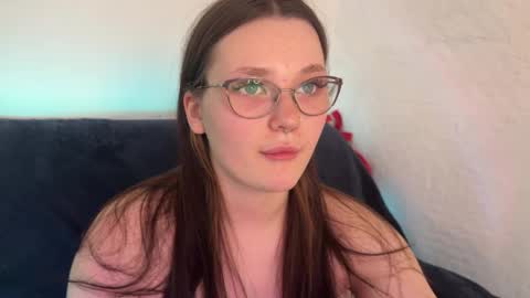 Millie online show from 09/15/25, 04:45
