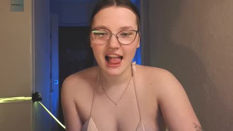 Millie online show from 02/05/26, 05:39