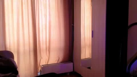 Millie online show from 04/10/26, 09:47