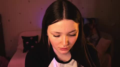 Millie online show from 06/01/26, 05:53