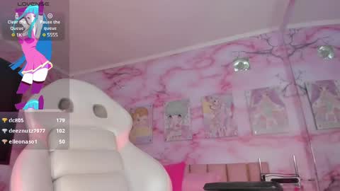 Snapshot of millieskinny_ chatting on 01/11/25, 03:23 Ana Maria online show from 01/11/25, 03:23