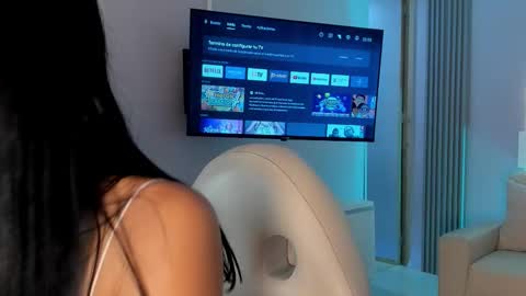 Snapshot of millieskinny_ chatting on 09/25/25, 01:20 Ana Maria online show from 09/25/25, 01:20
