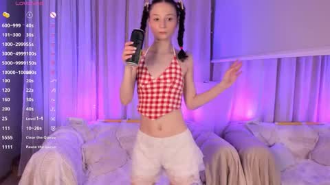 milliminimouse online show from 12/04/25, 10:40