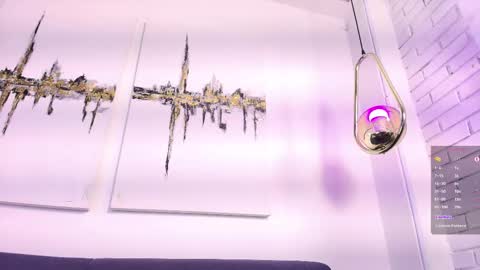 Snapshot of milly_boby chatting on 02/28/25, 02:20 megan online show from 02/28/25, 02:20