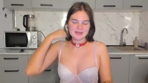 Snapshot of milly_brown_ chatting on 09/28/25, 08:03 Welcome My name is Tina online show from 09/28/25, 08:03