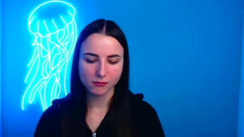 Milly online show from 12/11/24, 06:25