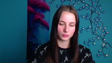 Milly online show from 10/21/25, 11:33