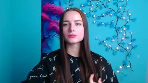 Milly online show from 11/21/25, 07:29